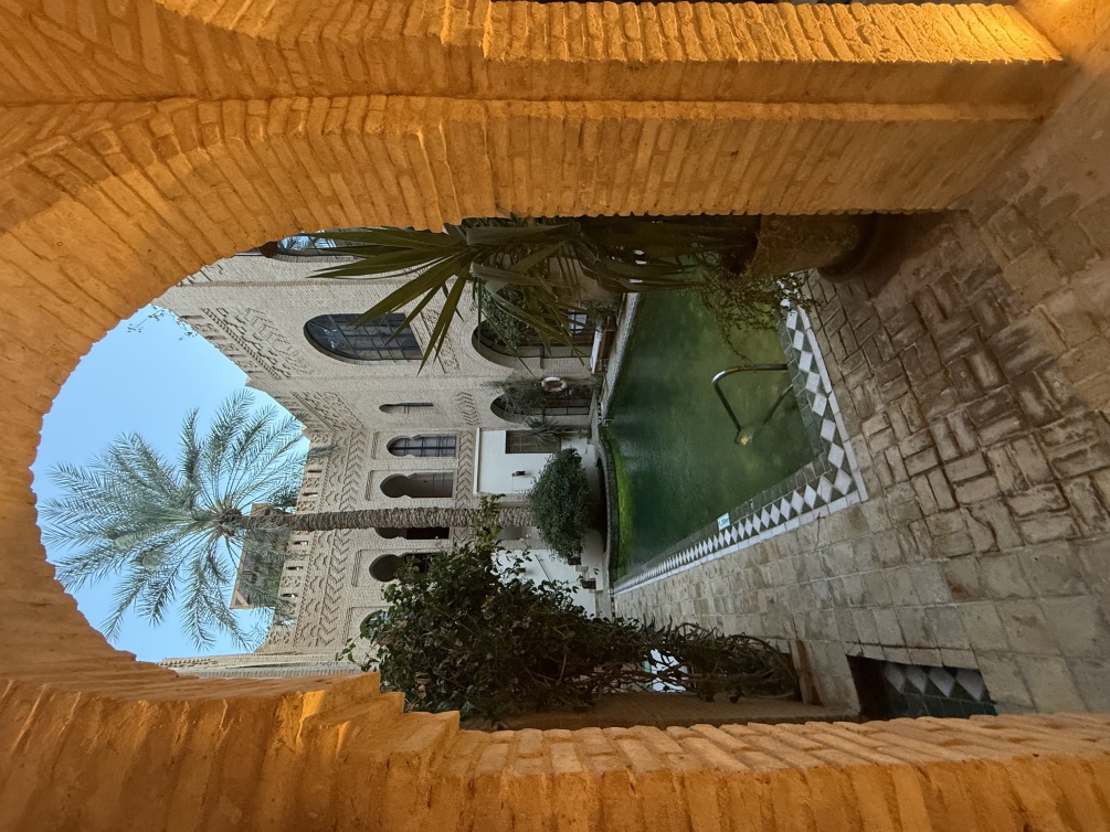  المعمار الساحر في مدينة توزر التونسية 