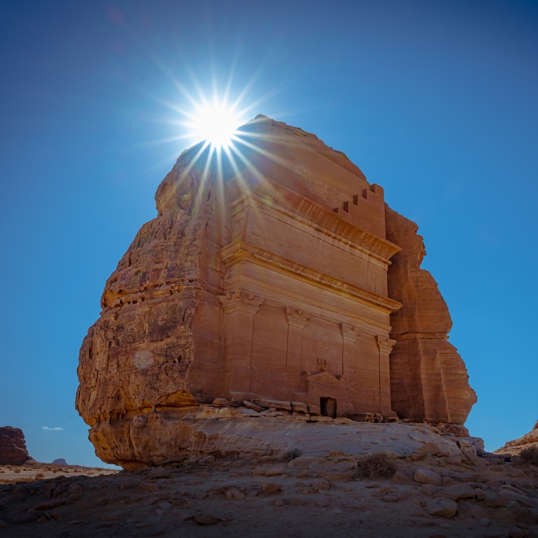  الحجر أحد أجمل المواقع الساحرة التي يمكنكم زيارتها في اليوم الوطني السعودي 