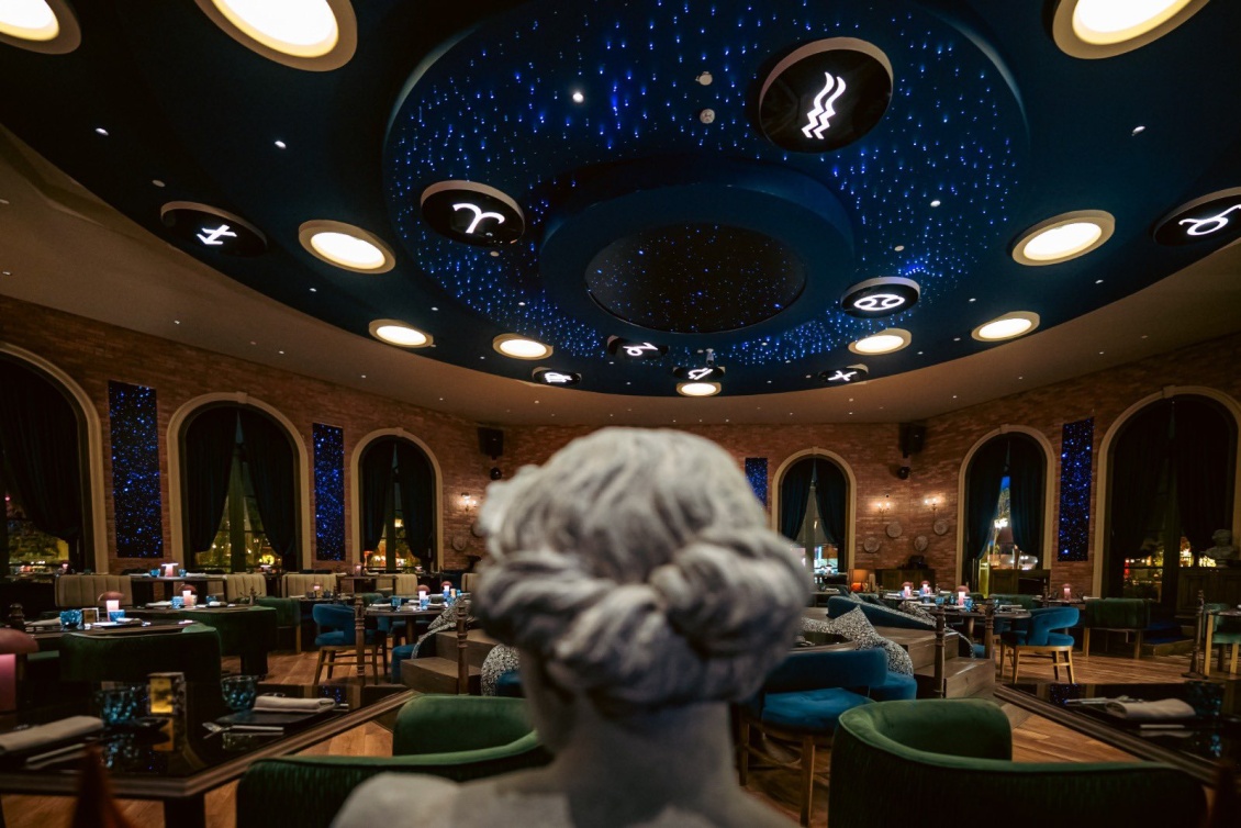  أجواء فاخرة لعشاق التجارب الاستثنائية في ذا جروفز. 