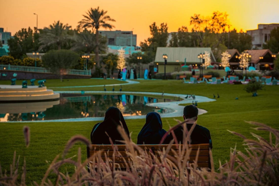  استمتعوا بلحظات الغروب وسط أجواء ذا جروفز الراقية. 