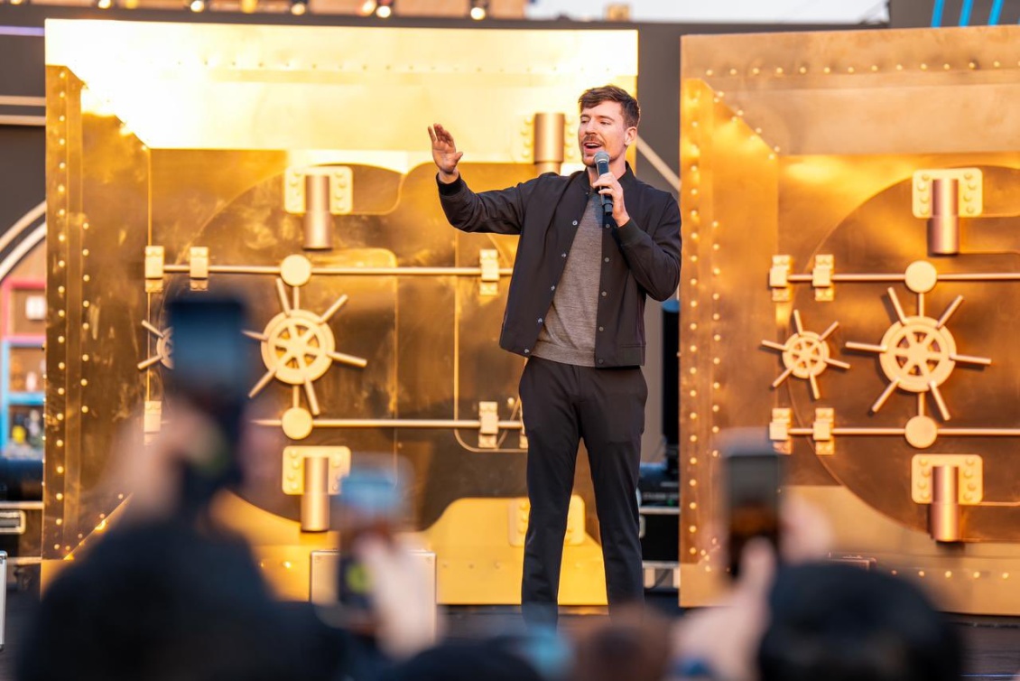  MrBeast يشارك الجماهير السعودية مغامراته لأول مرة!. 