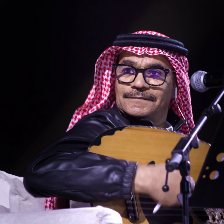 الفنان رابح صقر تألق في ليلة ساهرة من موسم الدرعية. 