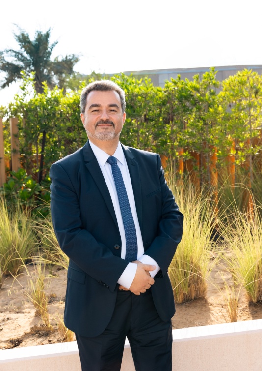  امين قويدر قائد الاوركسترا 