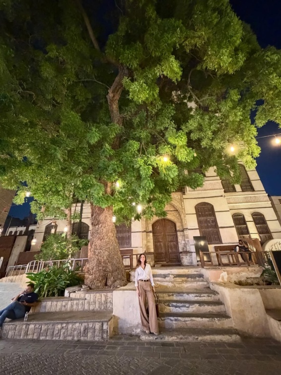  بيت نصيف أحد الوجهات التي قامت بزيارتها آنا دي أرماس 