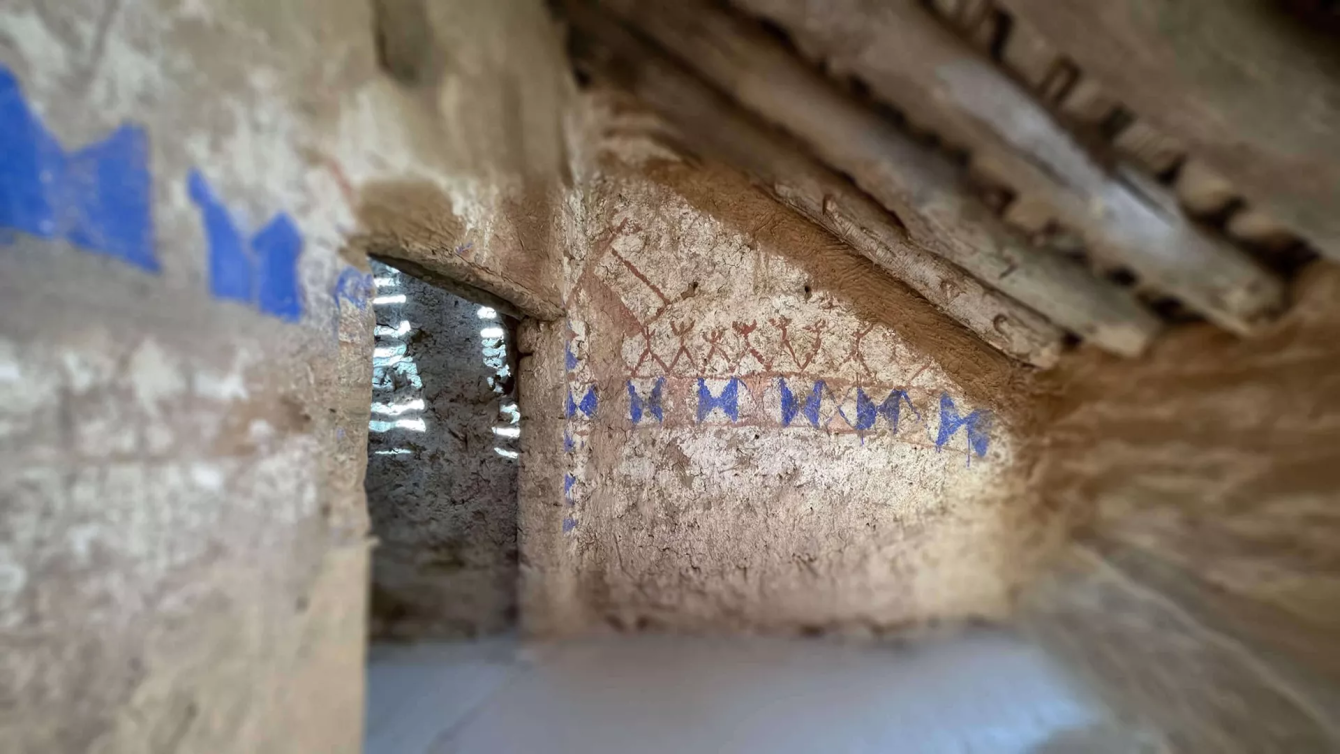  جولة بين الفنون الجدارية في البلدة القديمة. 