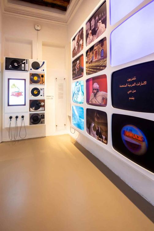  تجربة معاصرة… حيث يلتقي الشعر بالتقنية ليحكي قصصه بلغة الزمن 