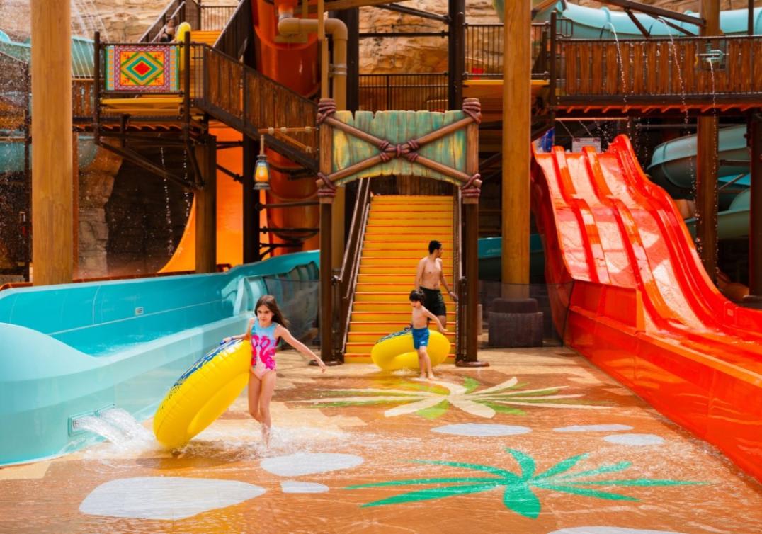  تجارب مائية عالمية في منتزه الألعاب المائية “أكواريبيا” في القدية 