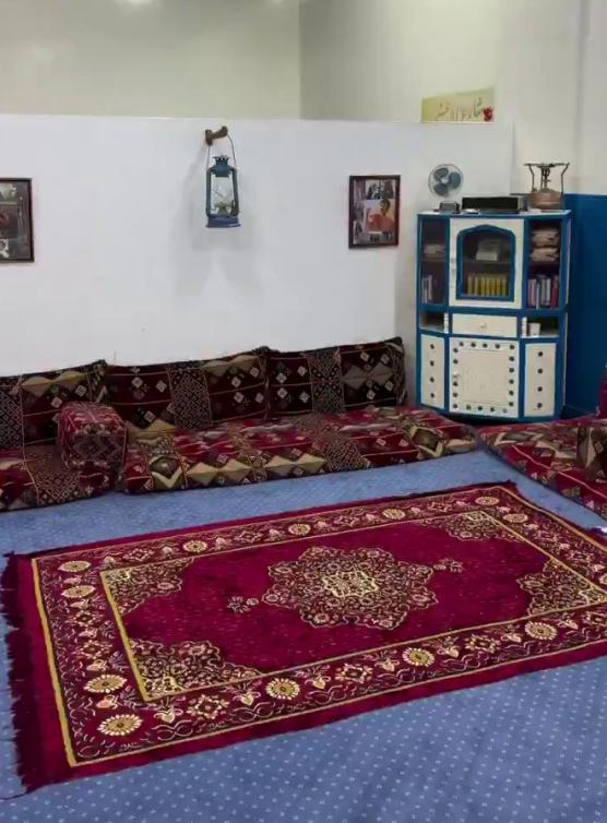 مطعم شارع الأعشى يقدم للزوار أجواء مميزة. 