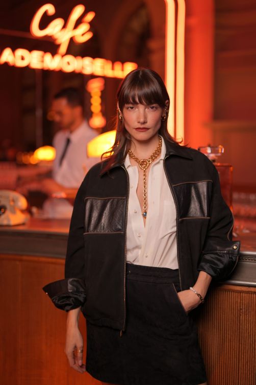  CLAIRE LAFFUT.jpg (212.45 كيلوبايت)