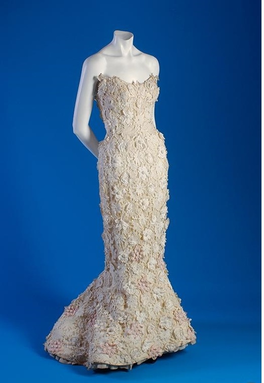 فستان من كريستيان ديور، صمم عام 1955، متحف FIT