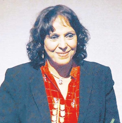 عفاف راضي في إطلالة حديثة نسبيا