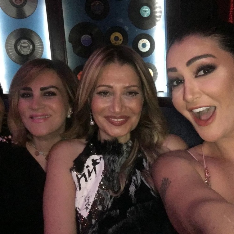 سيلفى غادة عبد الرازق 