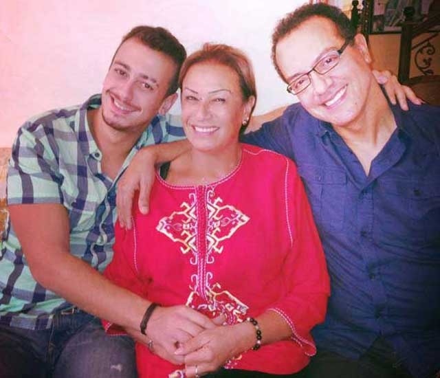 سعد لمجرد بين أبويه
