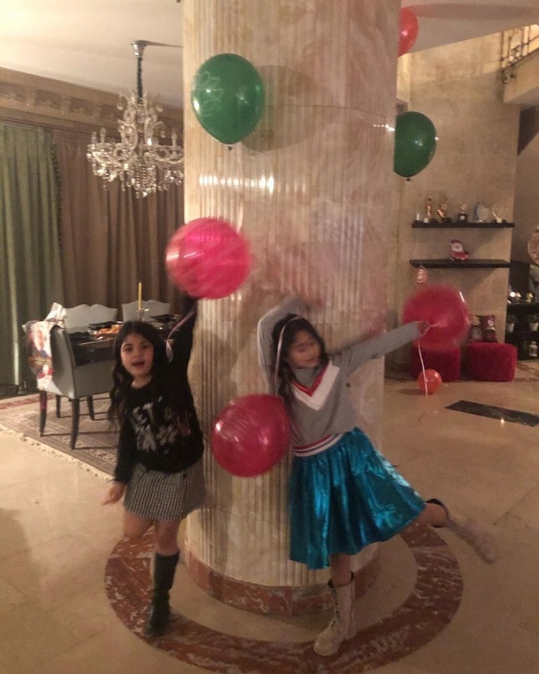 حفيدتا غادة عبد الرازق