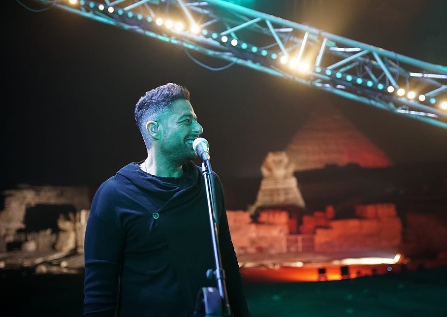 النجم محمد حماقي
