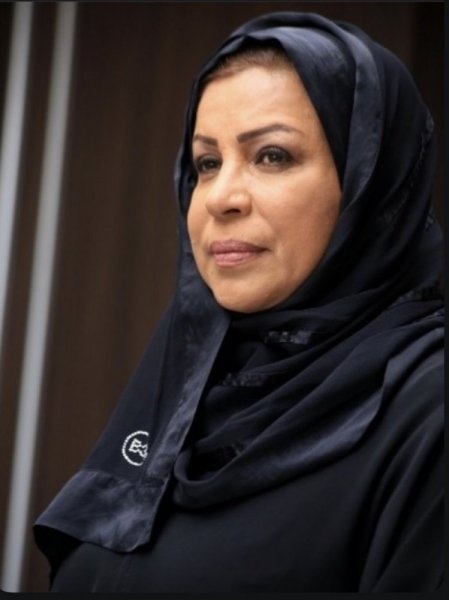 الفنانة فخرية خميس