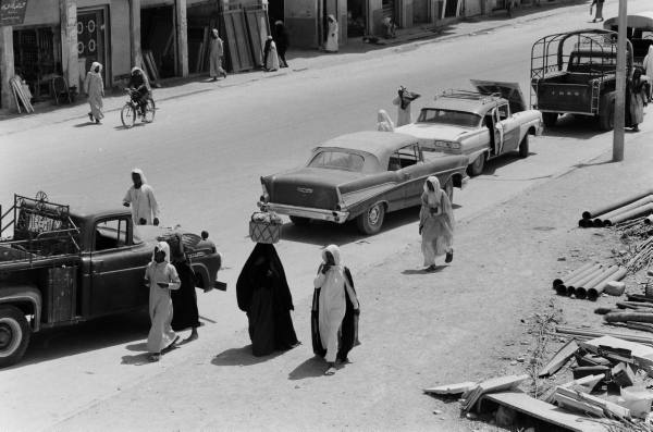 صورة من العباءة في الماضي 