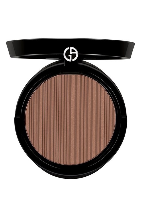 الكونتور الباودر من جورجيو ارماني Giorgio Armani Sun Fabric Powder Bronzer.