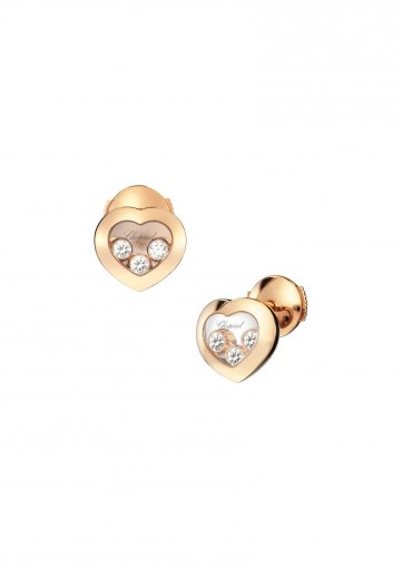 أقراط ناعمة للعروس في عيد الحب على شكل قلب من شوبارد Chopard