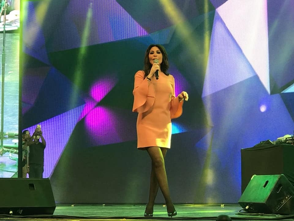 اليسا في حفل القرية العالمية