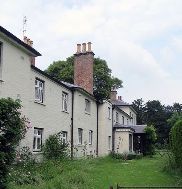  Frogmore Cottage
