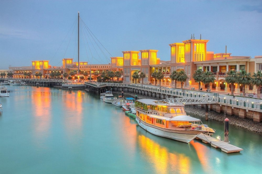 سوق الشرق Souk Sharq