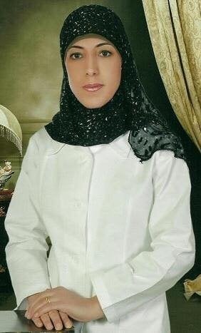 الدكتورة أمينة العسلي اختصاصية النساء والتوليد بدبي
