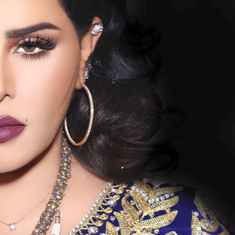 تفضل القطع الكبيرة والبارزة