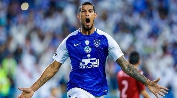 الهلال يبتعد بفارق 4 نقاط عن الأهلي الوصيف