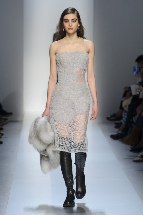 ermano scervino لون وقماشة مميّزات