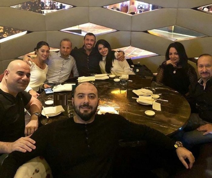 الصورة التي اضطرت كاظم الساهر إلى اعلان خطوبته بعد أشهر من السرية