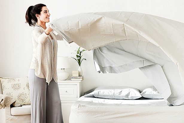 تغيير الاغطية بصورة دورية لعلاج حساسية عثة الغبار