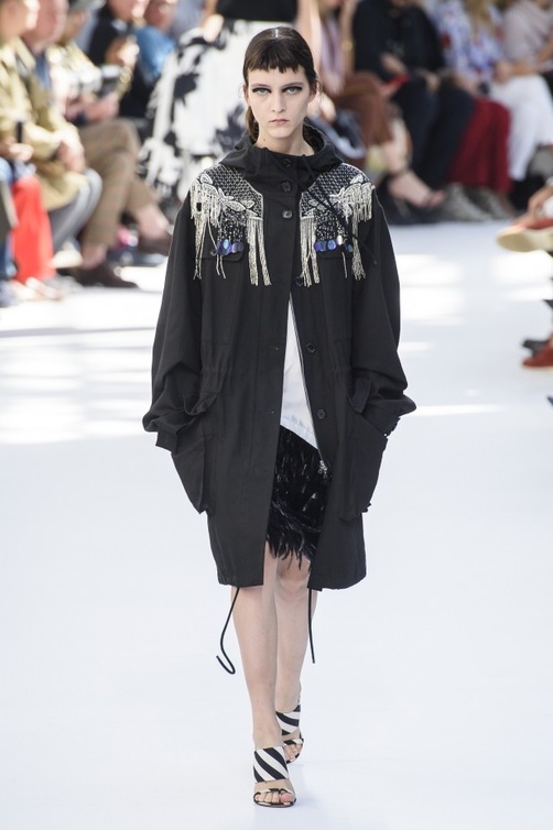 الجاكيت المزينة بالشراشيب من Dries Van Noten