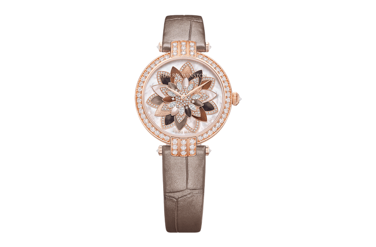 ساعة من هاري ونستون Harry Winston