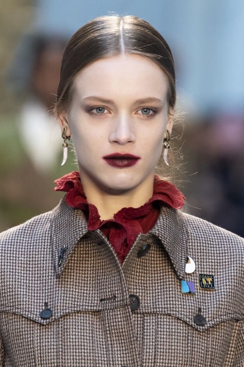 احمر شفاه مخملية مات من Chloe