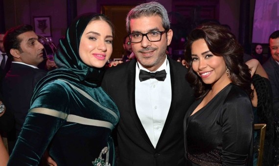 شيرين مع ياسر وزوجته 