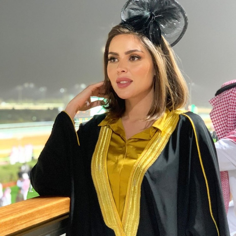 سارة عبدالعزيز