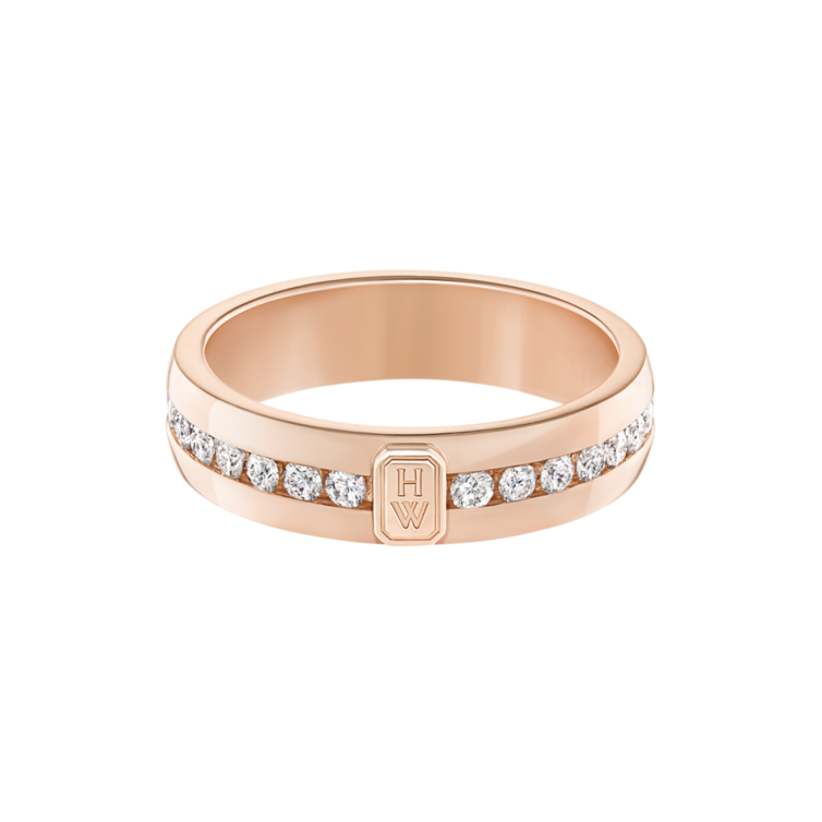 أشكال مجوهرات فاخرة للعروس من الذهب الوردي من دار Harry Winston