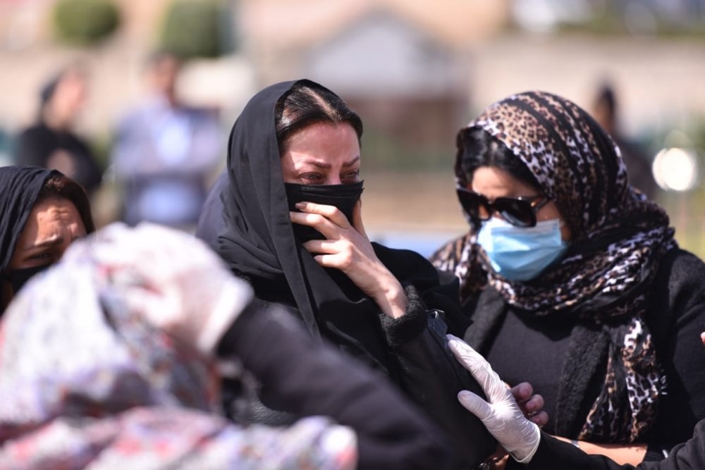 رضوى الشربيني تنهار في البكاء