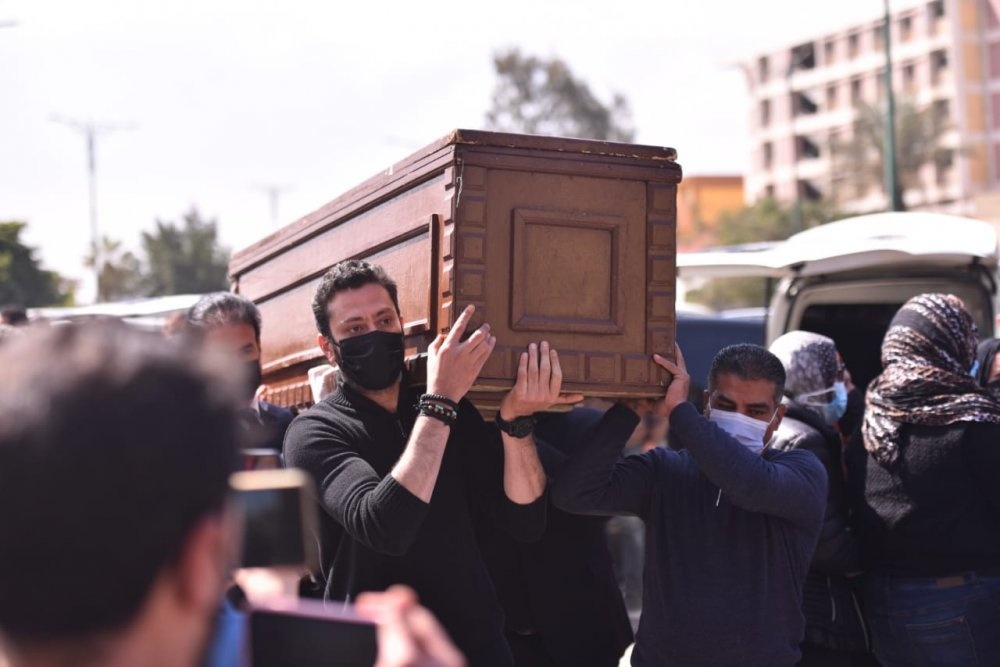 شقيق رضوى الشربيني 