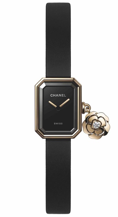 ساعة من شانيل CHANEL