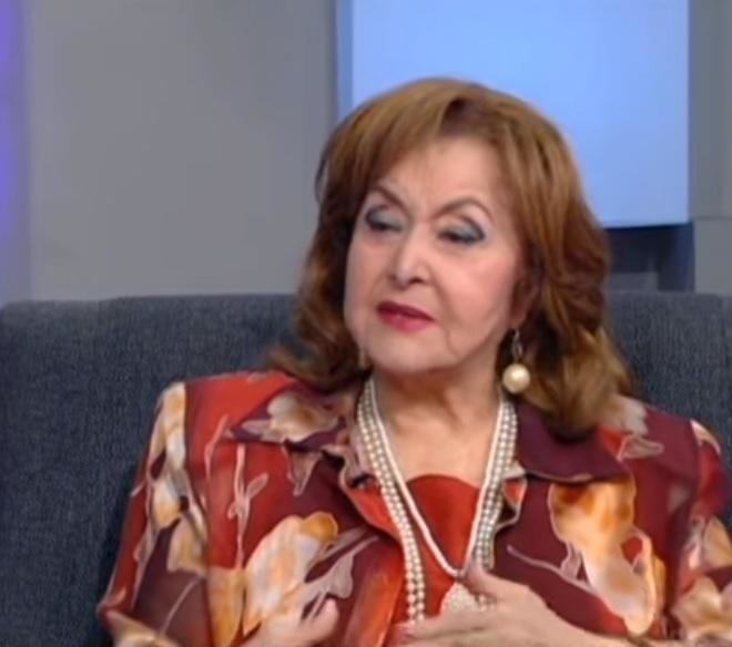 الفنانة ليلى طاهر