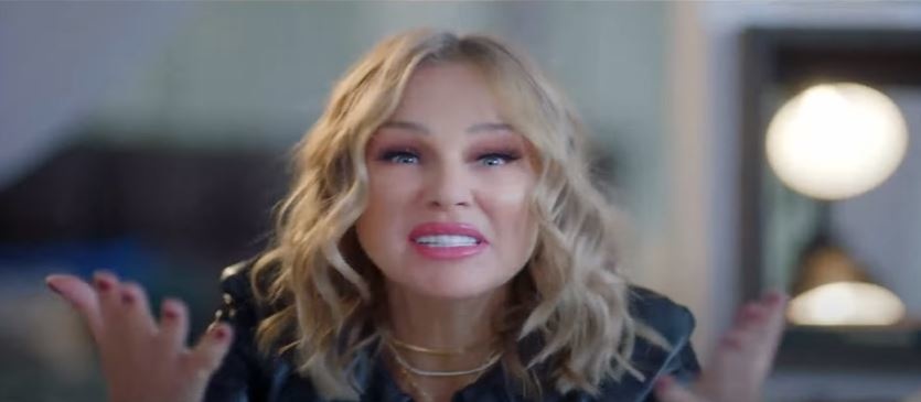 شيرين رضا في اغنية مسلسل شغل عالي 