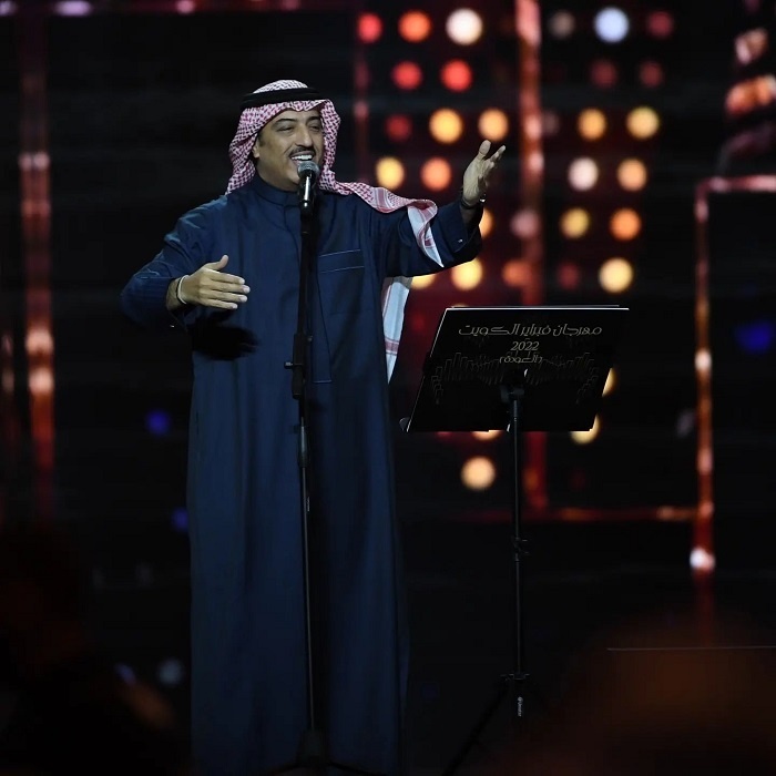 اصيل ابو بكر يطرب الجمهور 