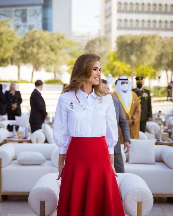 الملكة رانيا العبدلله أصبحت ملكة الأردن وهي تبلغ من العمر 29 عامًا
