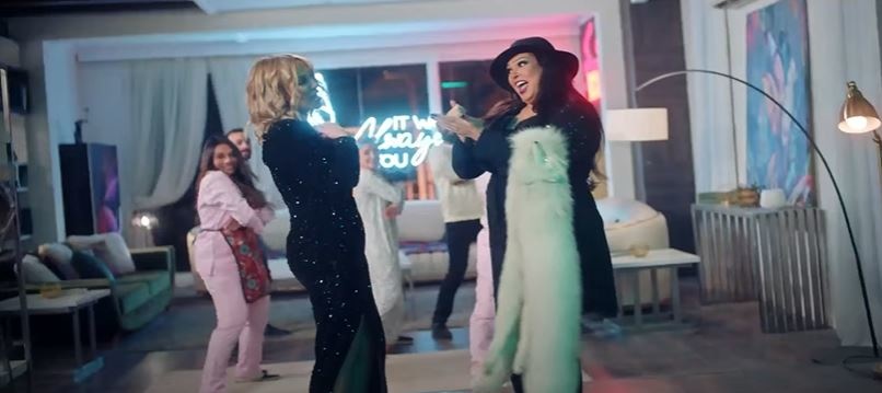 شيرين رضا وفيفي عبده في الاغنية