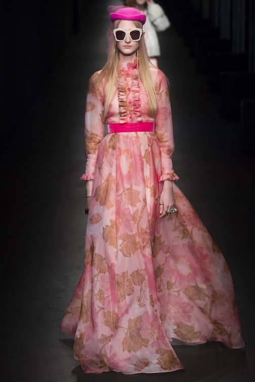 من عرض غوتشي Gucci لخريف وشتاء 2016-2017 