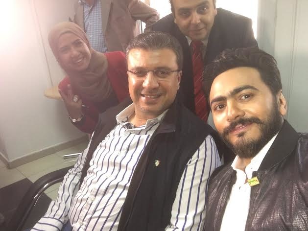 الفنان تامر حسني وعمرو الليثي