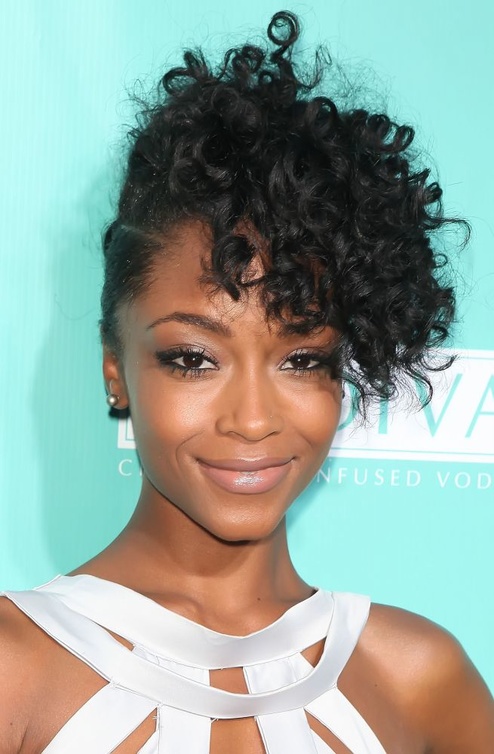 Yaya DaCosta عارضة الازياء البرازيلية النيجيرية