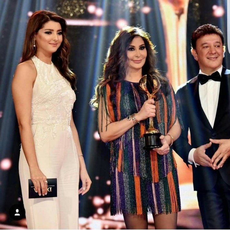 مريم سعيد برفقة اليسا في حفل ضيافة 